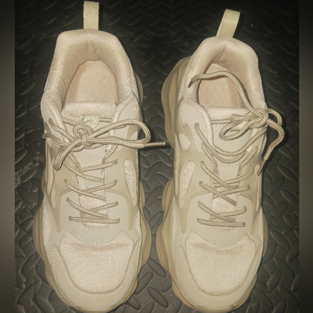 Men Beige Chunky Platform Sneakers - Picture 4 of 12